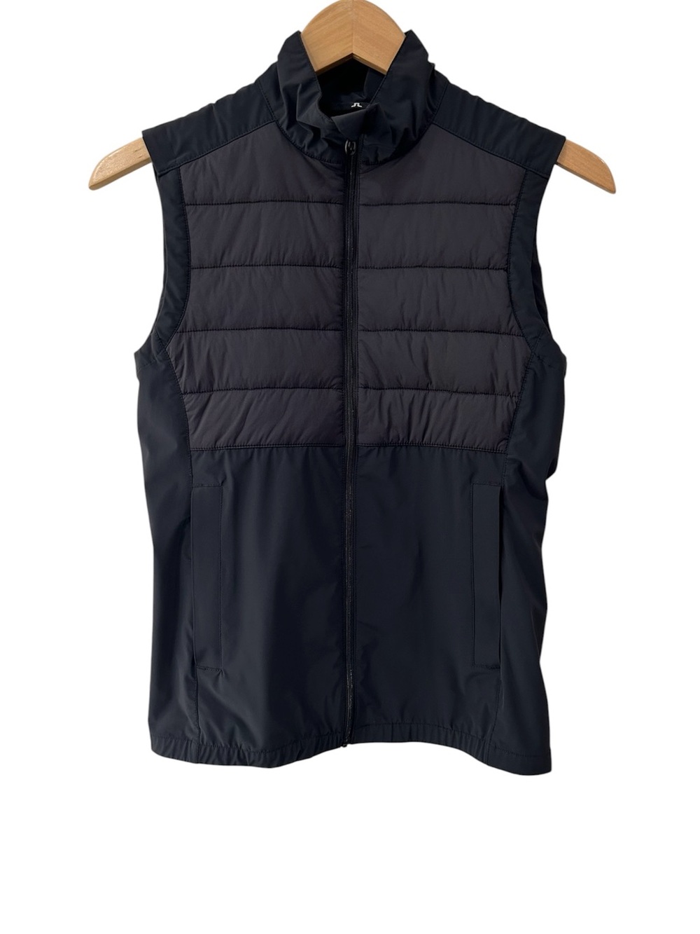 J. Lindeberg women’s Lux Softshell Hybrid Vest XS black outdoor golf packable